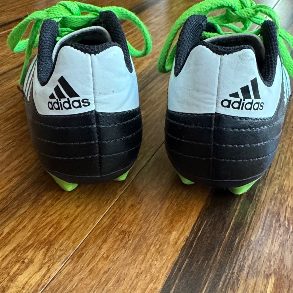 Adidas Kids Black with Green Accents Soccer Shoes - Picture 5 of 13
